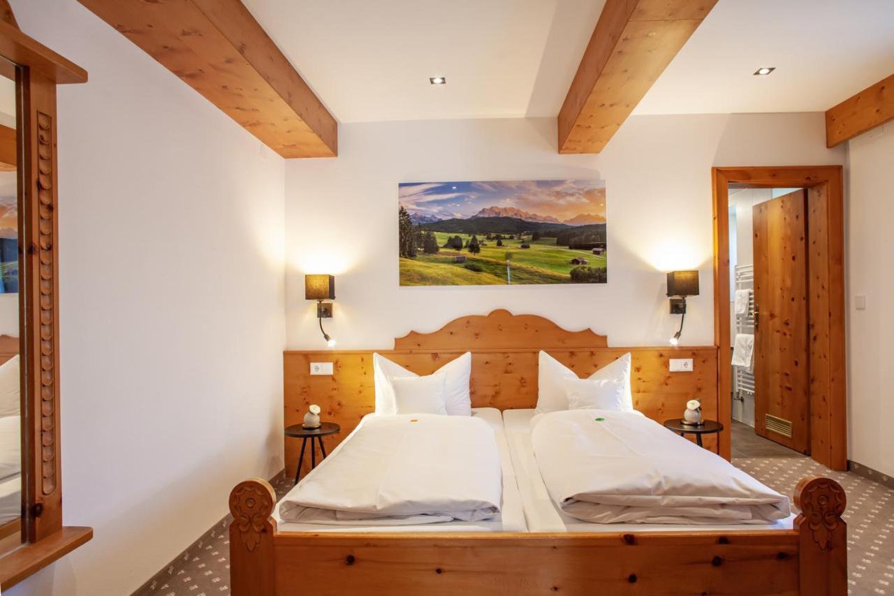 Gaestehaus Sonnenheim Mittenwald Kültér fotó